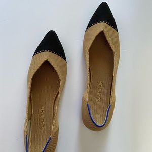 Rothy’s tan and black flats